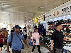 Hdb Hub (D12), Shop House #633726391